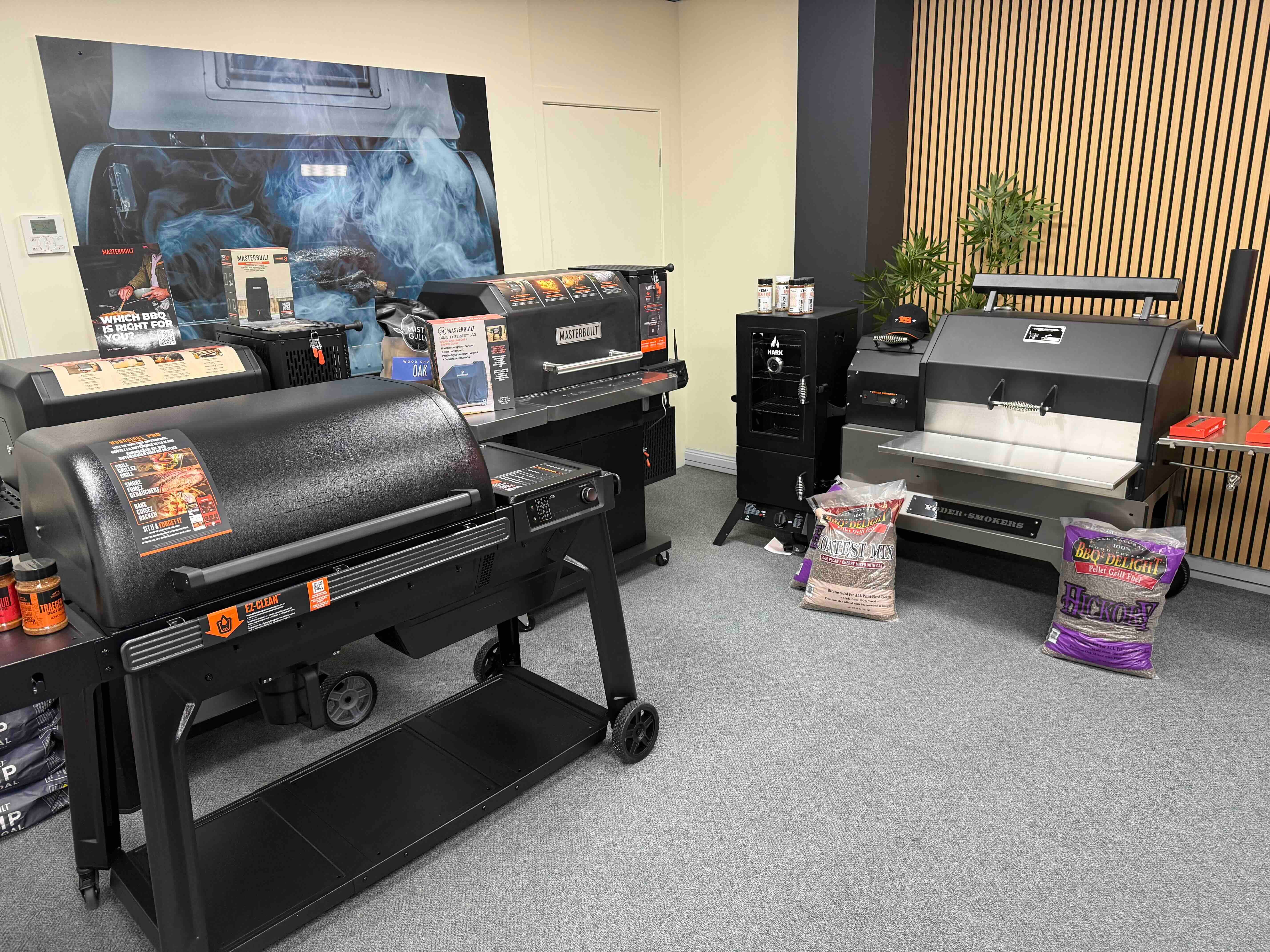 Traeger vs Masterbuilt vs Yoder: Which Smoker Fits Your Cooking Style?